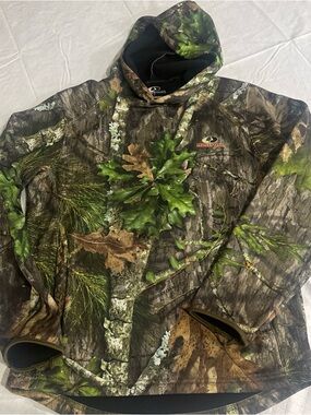 Mossy Oak Camouflage Hooded Pullover in Forest Green and Brown
